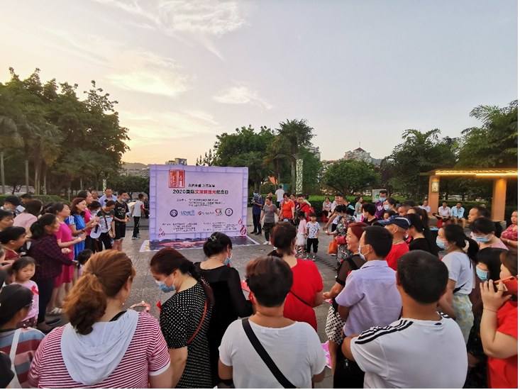The International AIDS Candlelight Memorial in Sichuan, Yibing, supported by Gilead’s Rainbow Grants Program
